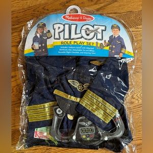 Melissa and Doug Pilot Role Play Set (Age 3-6 yrs)
